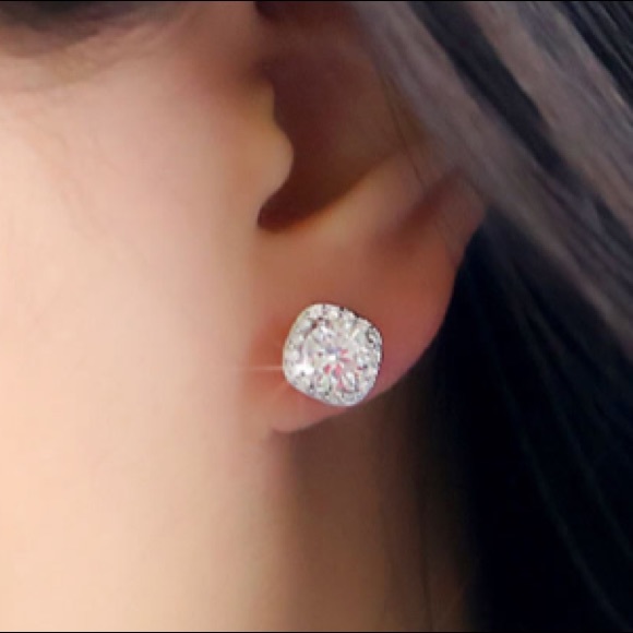 Jewelry - 925 Sterling Silver Stud Earrings